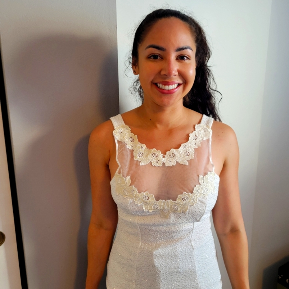 Off White dress top with detail Snall